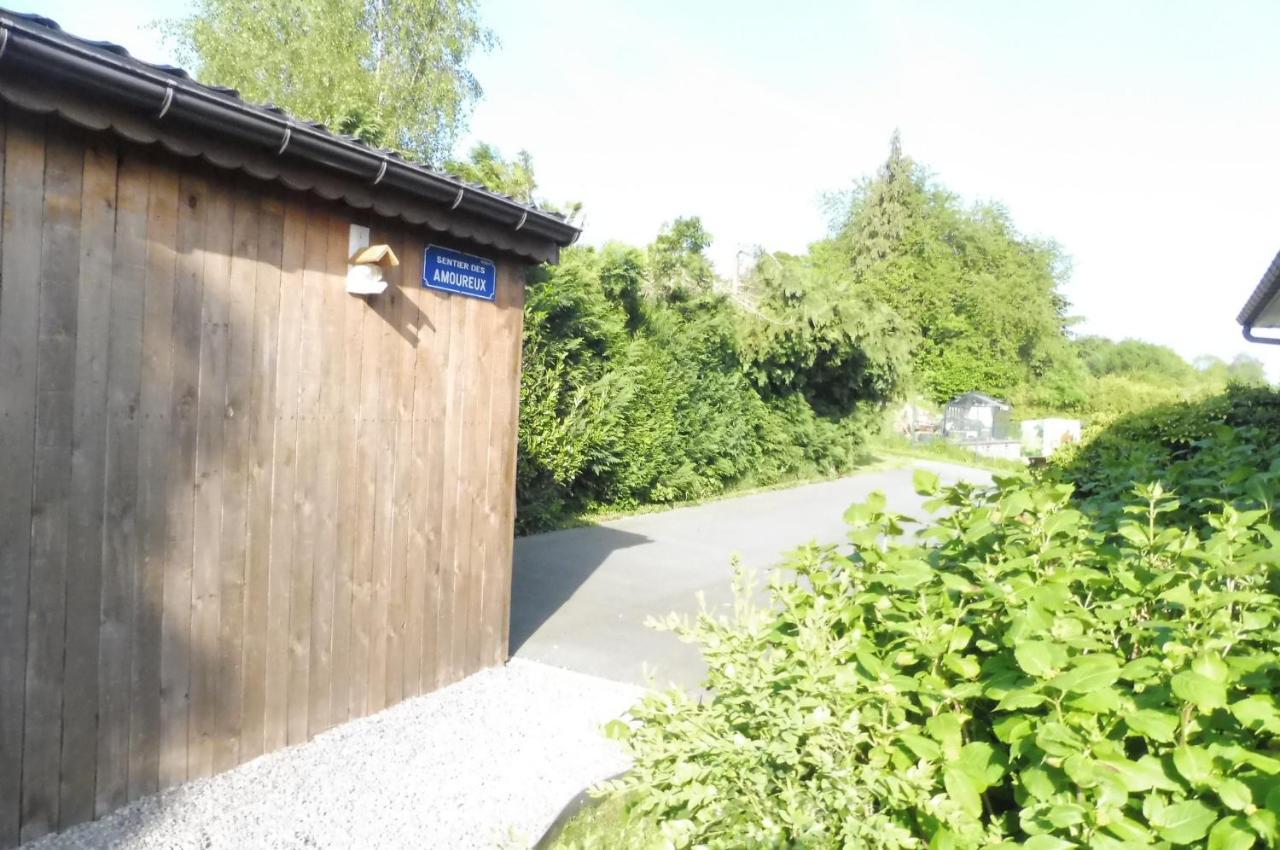 La Lustinoise Bed & Breakfast Exterior foto